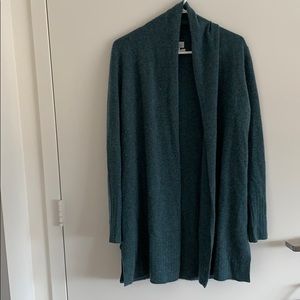 100% cashmere cardigan sweater